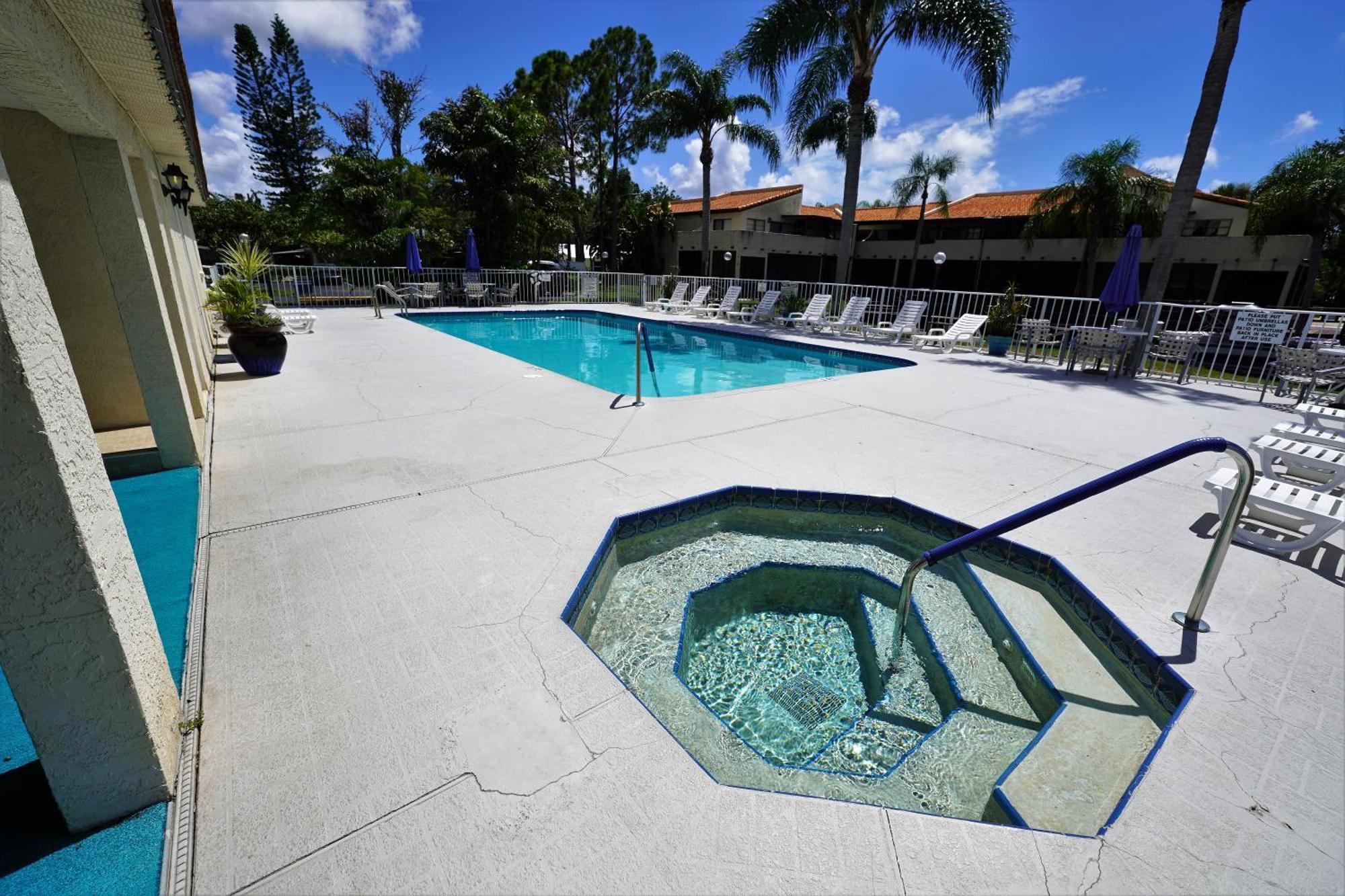 Luxury Condos on Lake Tarpon Palm Harbor Exterior foto